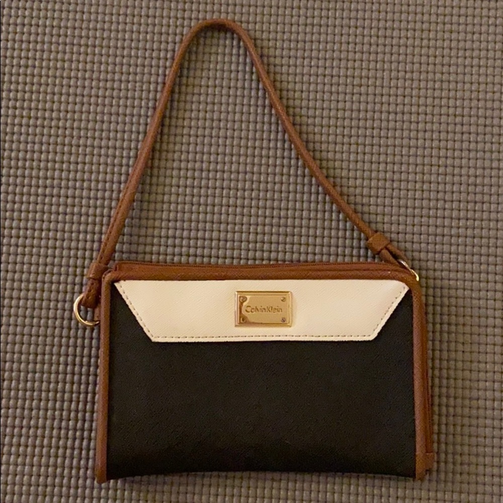 Calvin Klein Wristlet